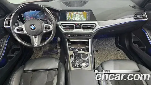BMW 3 Series 2021 — Photo 19/20