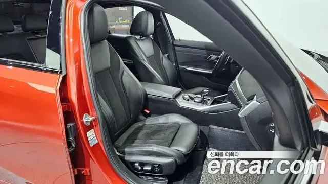 BMW 3 Series 2021 — Photo 13/20