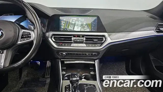 BMW 3 Series 2021 — Photo 14/20