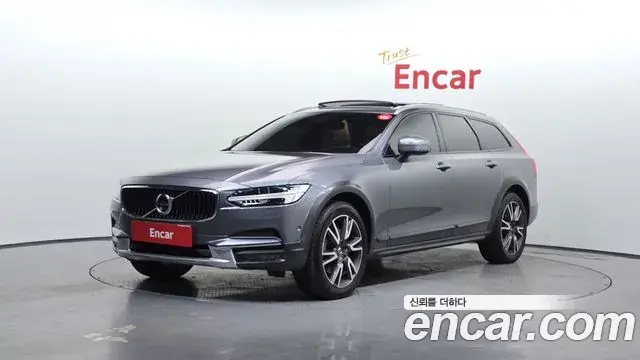 Volvo V90 Cross Country 2019 — Şəkil 13/20