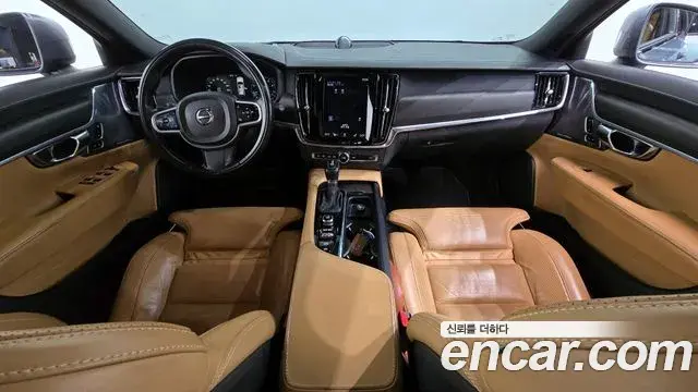 Volvo V90 Cross Country 2019 — Şəkil 6/20