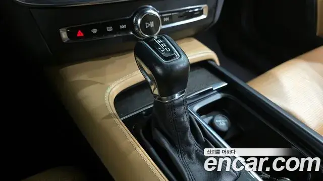Volvo V90 Cross Country 2019 — Şəkil 3/20