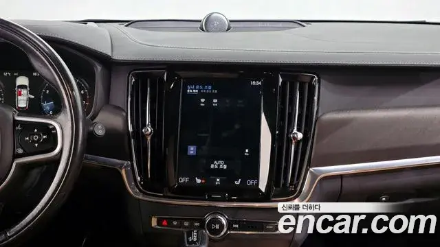 Volvo V90 Cross Country 2019 — Şəkil 20/20