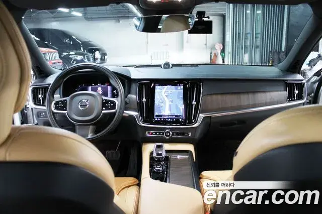 Volvo S90 2021 — Photo 13/20
