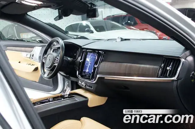 Volvo S90 2021 — Photo 3/20