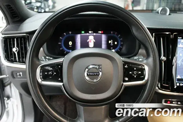 Volvo S90 2021 — Photo 12/20