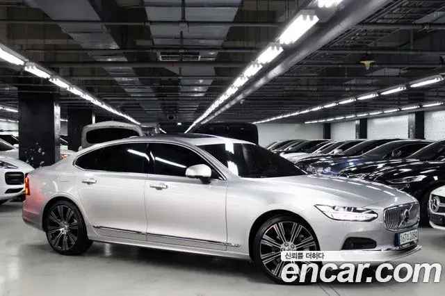 Volvo S90 2021 — Photo 11/20