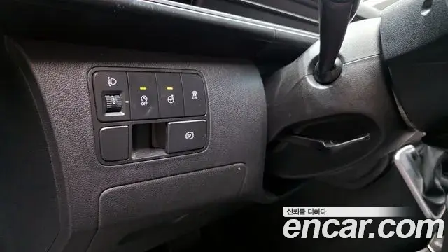 Hyundai Staria 2022 — Şəkil 12/20