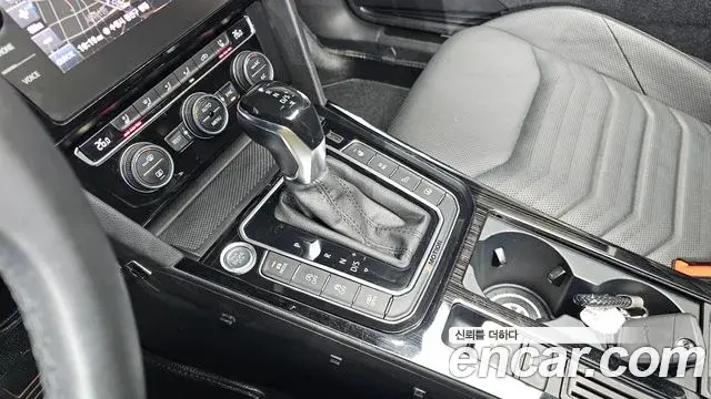 Volkswagen Arteon 2020 — ფოტო 4/20