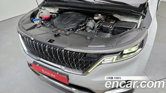 Kia Carnival 2022 — Фото 6/20