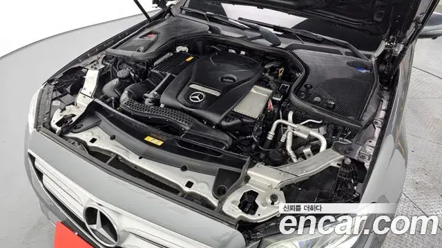 Mercedes-Benz E-Class 2018 — Şəkil 7/20