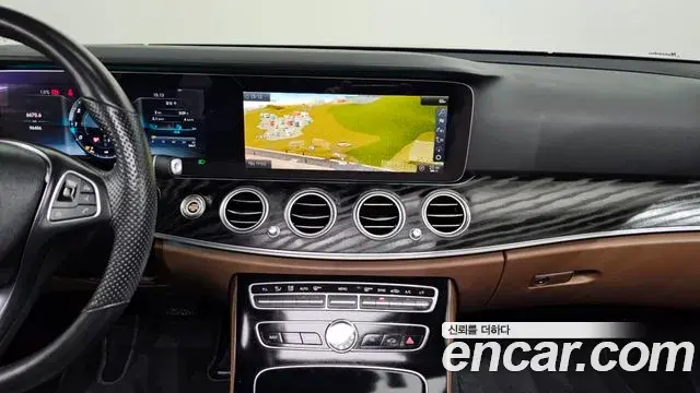 Mercedes-Benz E-Class 2018 — Şəkil 3/20