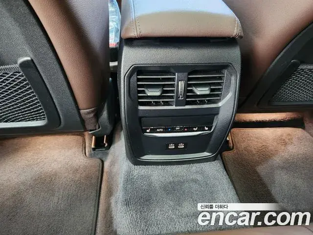 BMW 3 Series 2021 — Şəkil 13/20