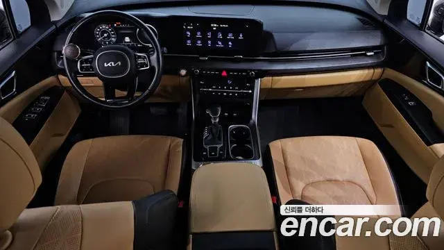 Kia Carnival 2021 — Фото 7/20