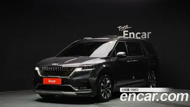 Kia Carnival 2022 — Фото 1/20
