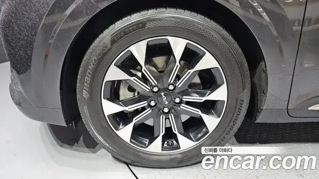 Kia Carnival 2022 — Фото 5/20
