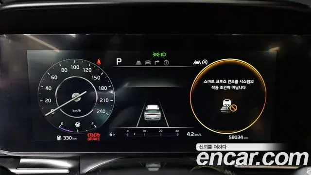 Kia Carnival 2022 — Фото 8/20