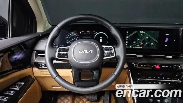 Kia Carnival 2022 — Фото 13/20