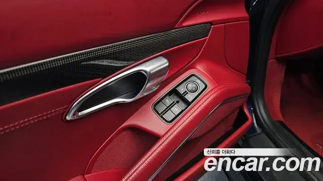 Porsche 718 Boxster 2019 — ფოტო 8/20