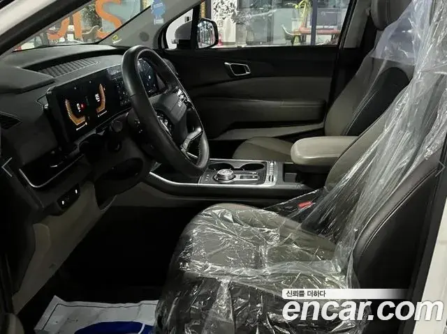 Kia Carnival 2024 — Фото 10/18