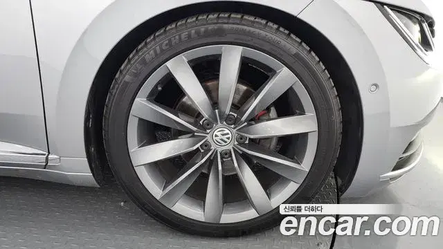 Volkswagen Arteon 2020 — Photo 16/20