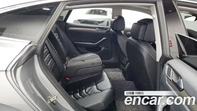 Volkswagen Arteon 2020 — Photo 5/20