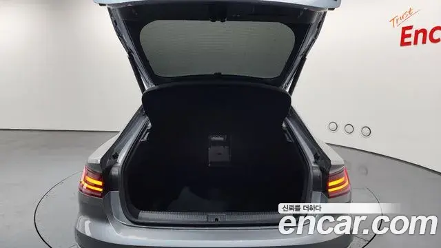 Volkswagen Arteon 2020 — Photo 18/20