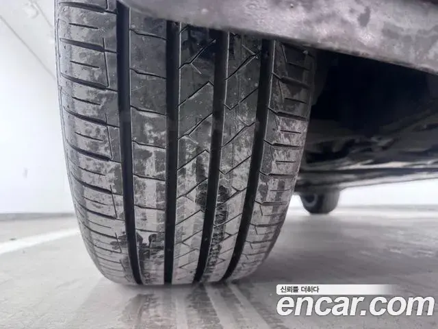 Volvo XC60 2020 — Photo 8/30