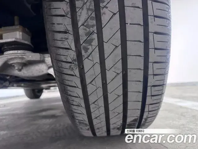 Volvo XC60 2020 — Photo 13/30