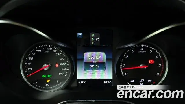 Mercedes-Benz GLC-Class 2019 — Şəkil 12/20