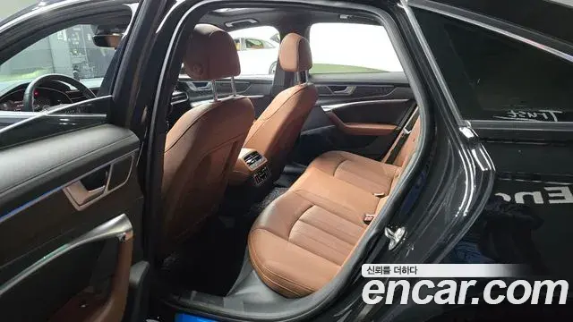 Audi A6 2021 — ფოტო 7/20