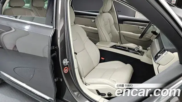 Volvo S90 2023 — Фото 12/20