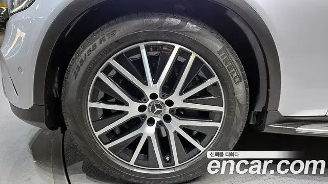 Mercedes-Benz GLC-Class 2020 — Photo 5/20