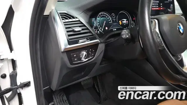 BMW X3 2018 — ფოტო 6/20