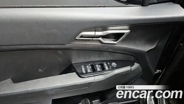 Kia Sportage 2022 — Şəkil 18/20