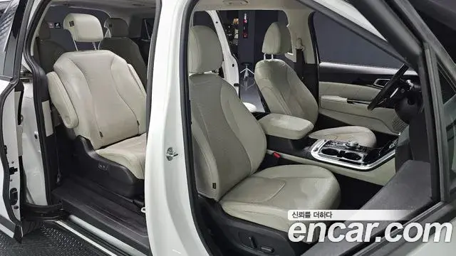 Kia Carnival 2021 — Фото 10/20