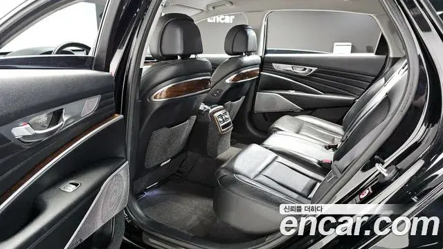 Kia The K9 2018 — Photo 16/20