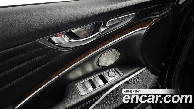 Kia The K9 2018 — Photo 11/20