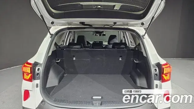 Kia Seltos 2021 — Photo 7/20