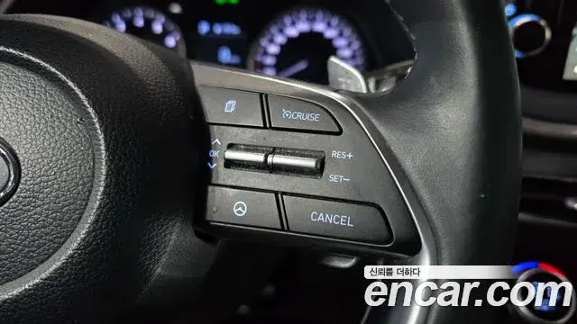 Hyundai Sonata Hybrid 2019 — Photo 2/20