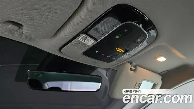 Hyundai Sonata Hybrid 2019 — Photo 17/20