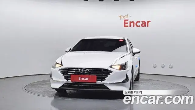 Hyundai Sonata Hybrid 2020 — Photo 4/20