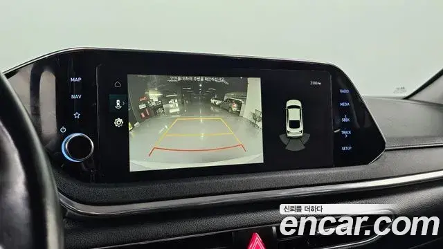 Hyundai Sonata Hybrid 2020 — Photo 11/20