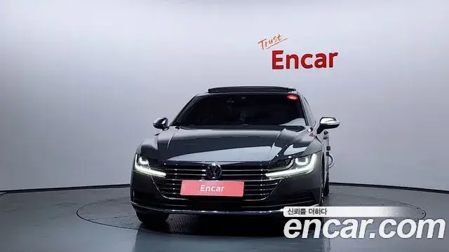 Volkswagen Arteon 2019 — Şəkil 15/20
