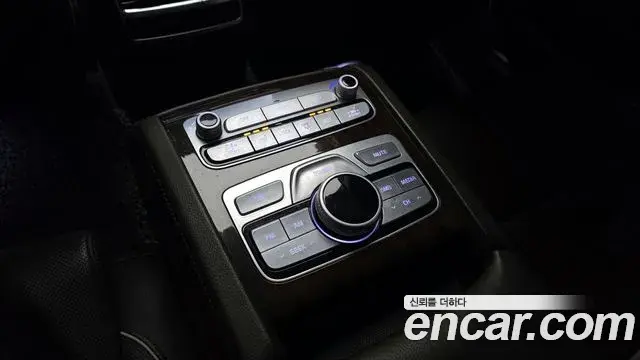 Kia The K9 2018 — ფოტო 4/20