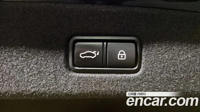 Kia The K9 2018 — ფოტო 2/20