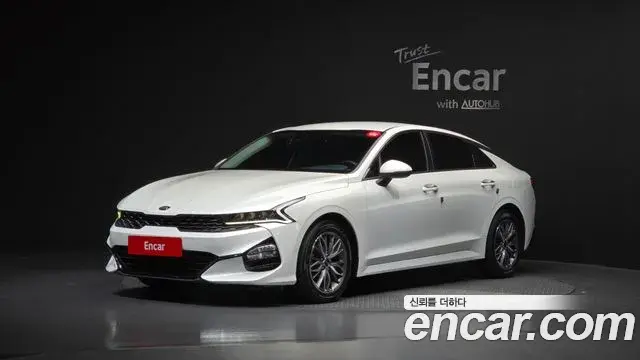 Kia K5 2021 — Şəkil 18/20