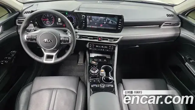 Kia K5 2021 — Şəkil 16/20