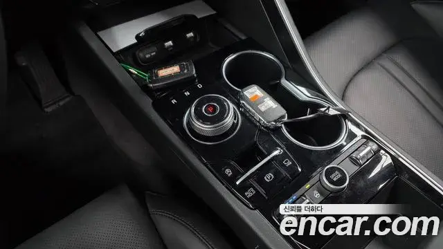 Kia K5 2021 — Şəkil 12/20