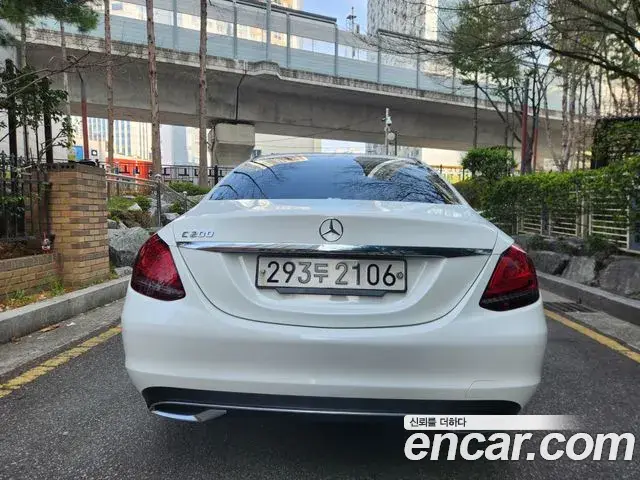 Mercedes-Benz C-Class 2020 — Şəkil 7/20